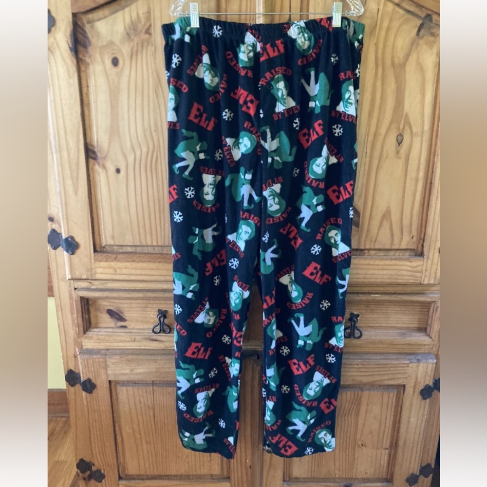 Men’s Elf Raised by Elves black green fleece pajama lounge pants - size 2XL